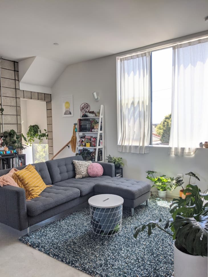 Small Industrial San Diego Apartment | Apartment Therapy